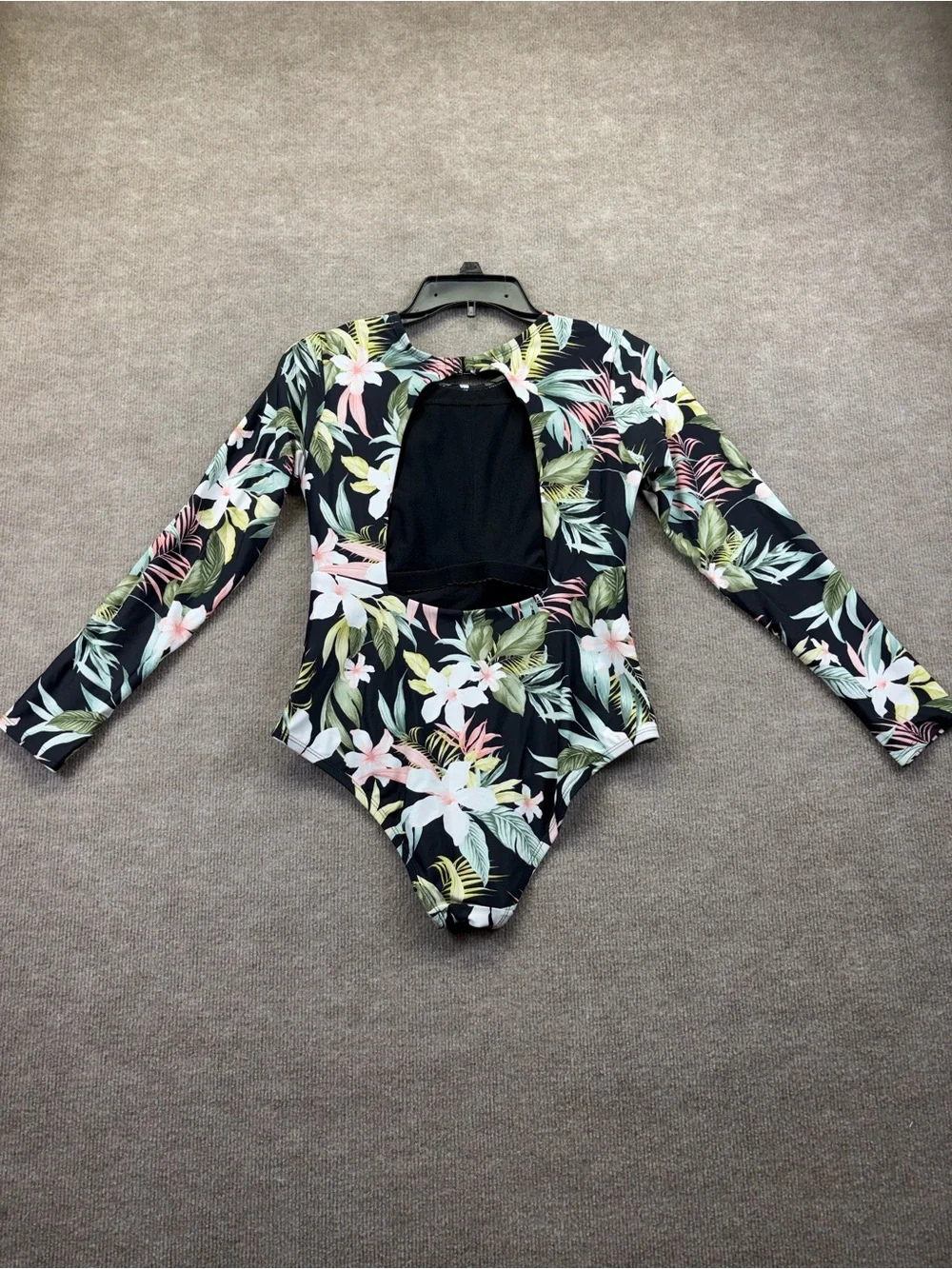 Kona Sol Women's Long Sleeve One Piece Swimsuit Size Medium 8-10